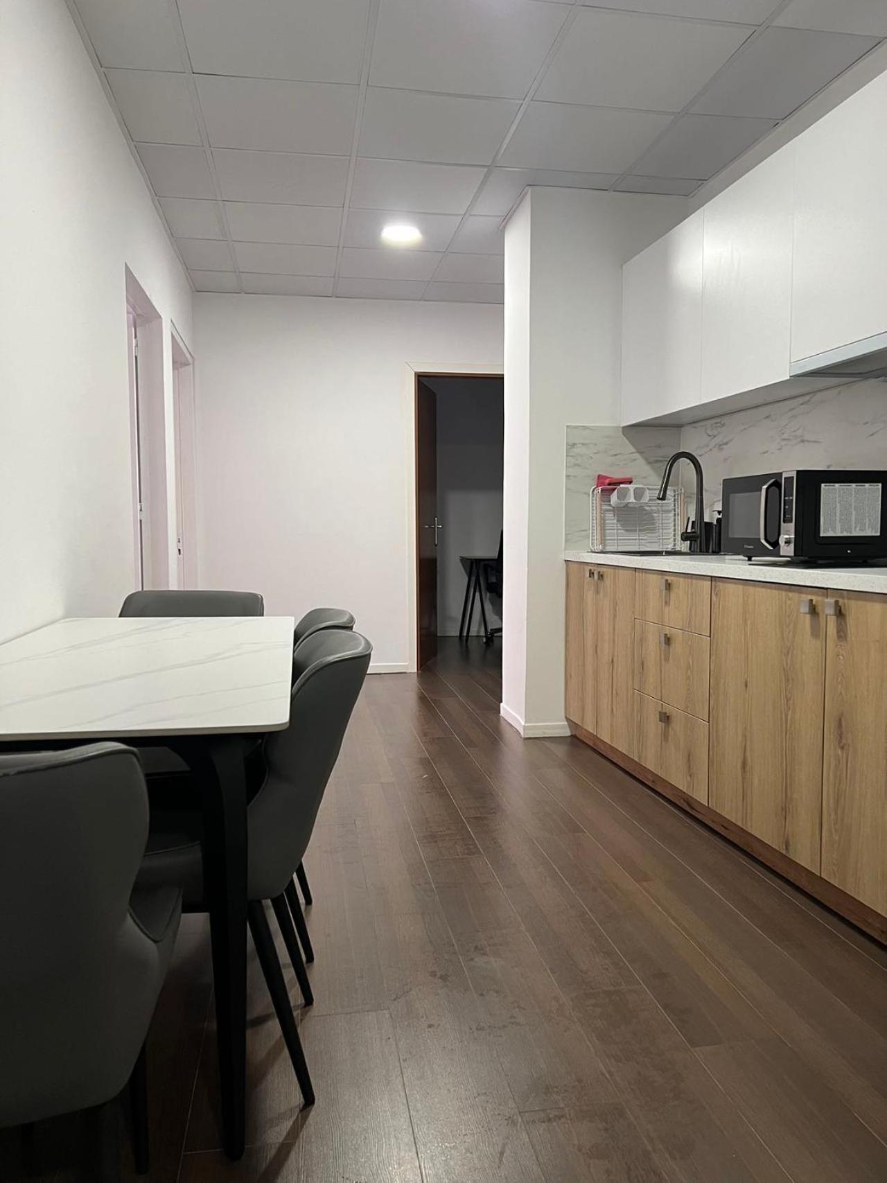 Anhome K11 Serviced Apartments Aten Exteriör bild